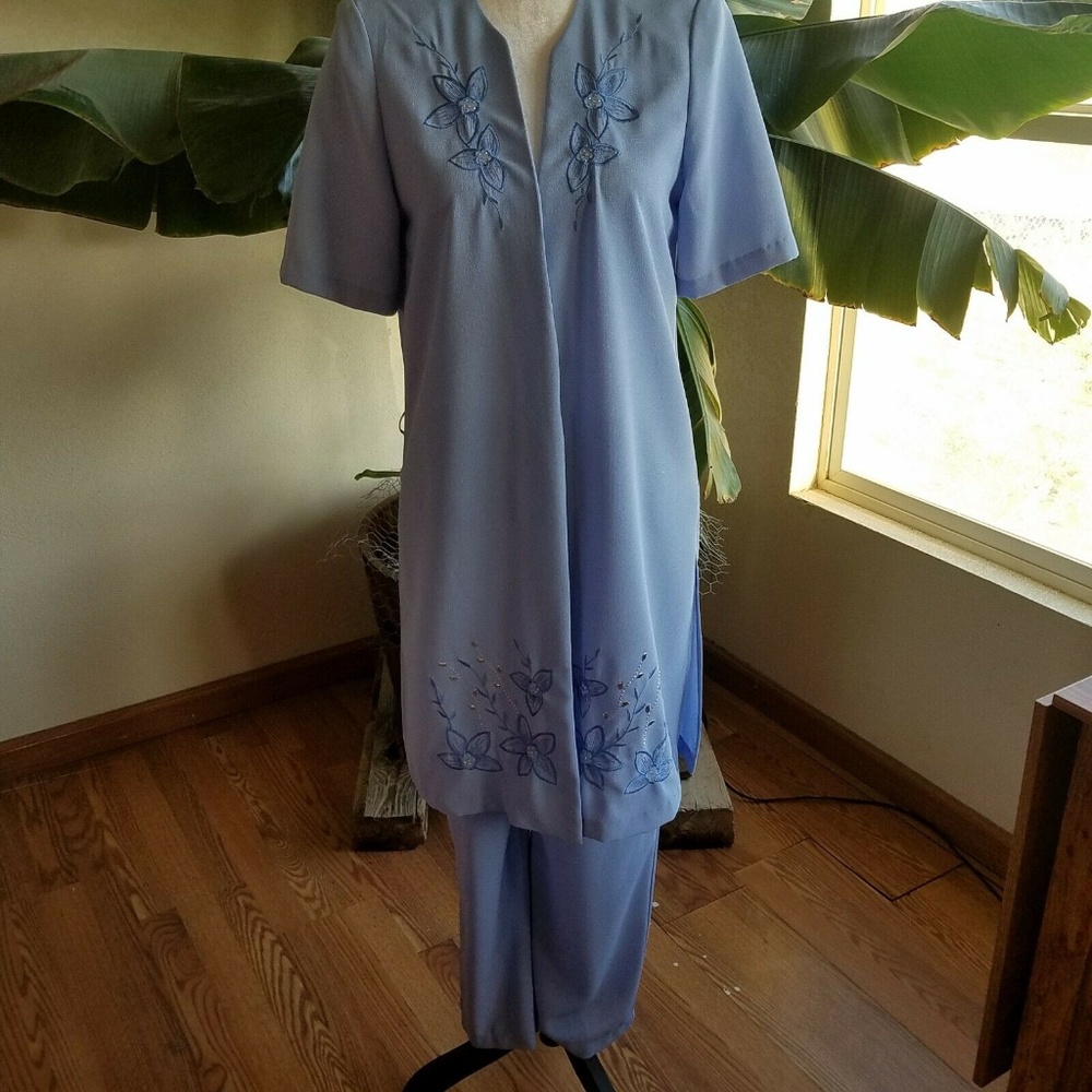 Vtg Ninalee Baby Blue Womand Medium Pant Suit